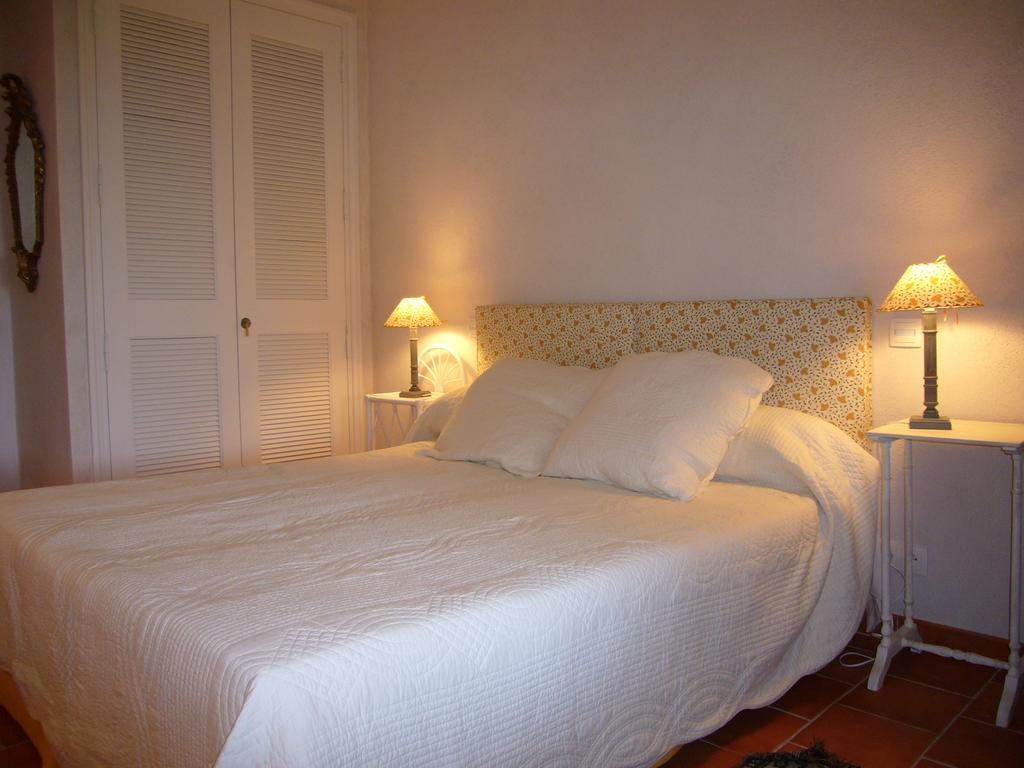 Bed and Breakfast Le Point D'Orgue Сен-Тропе Экстерьер фото